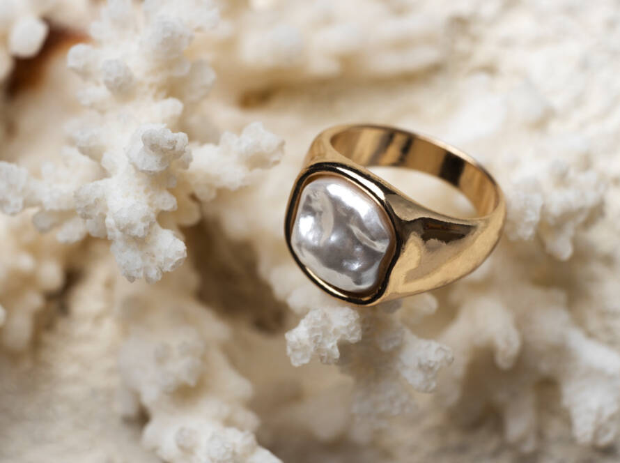 Anello chevalier: significato, modelli e tendenze